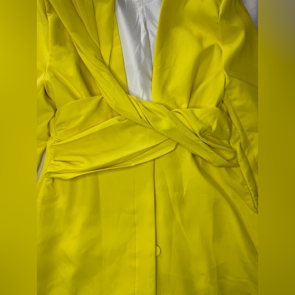 Vibrant Yellow Dress - Picture 6 of 11